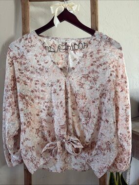 Lovestitch Floral Tie-Front Long-Sleeve Blouse in Dusty Rose Size S